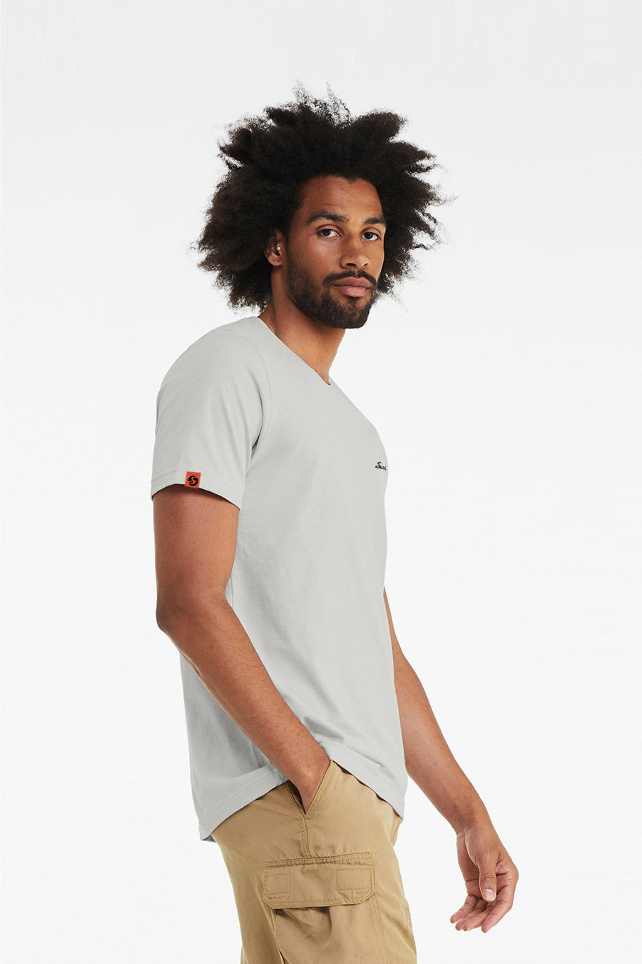 ブリストル　AUTHENTIC LOGO S/S TEE 25AW Unisex Essential T-Shirt - Silver – Scout Supply